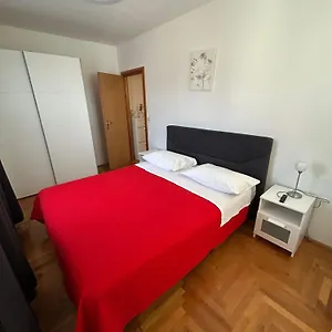 Mary Apartment Trogir