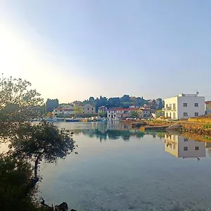 Sea Reflections Apartment Zman